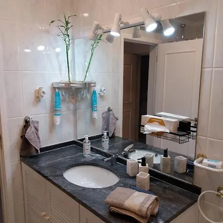 Yvonne's Bela Vista Apartament *