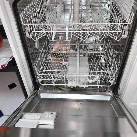 Yvonne's Bela Vista Apartment Sesimbra