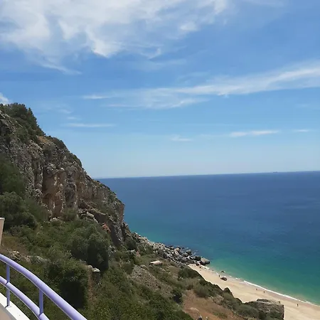Yvonne's Bela Vista Apartment Sesimbra