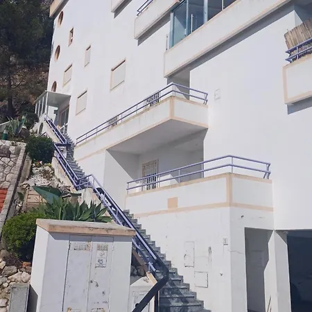 Yvonne's Bela Vista Sesimbra