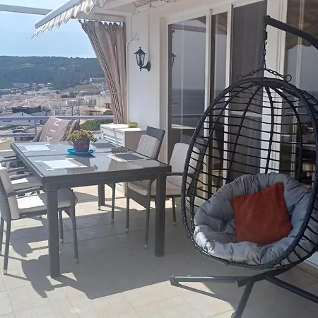 Apartamento Yvonne's Bela Vista *