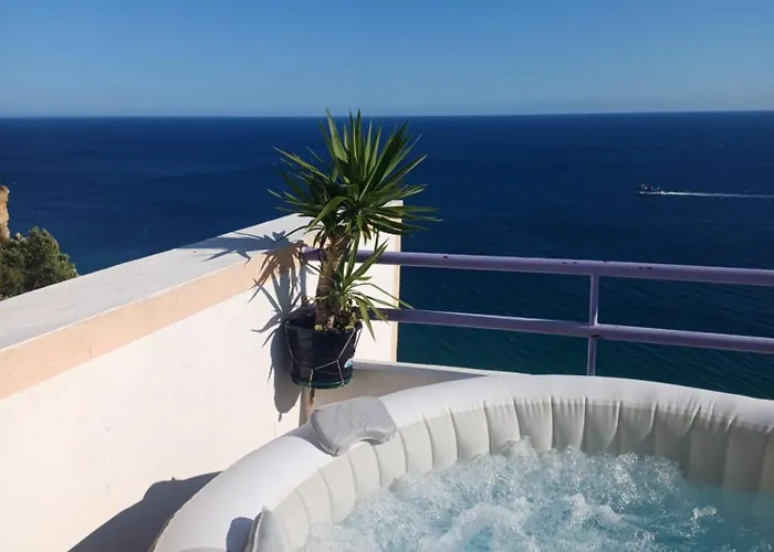 Апартаменты Yvonne's Bela Vista